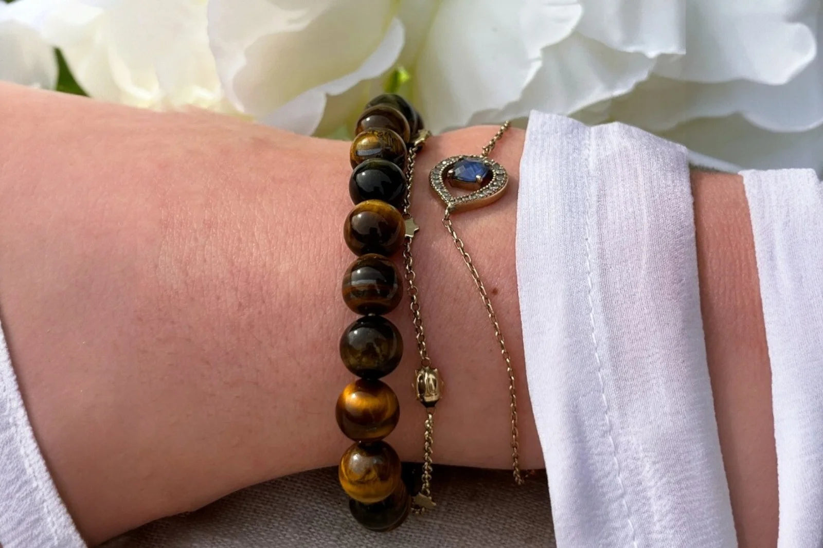 Bracelet en perles d’œil de tigre naturel, pierre de protection et de confiance en soi, bijou bien-être énergétique.