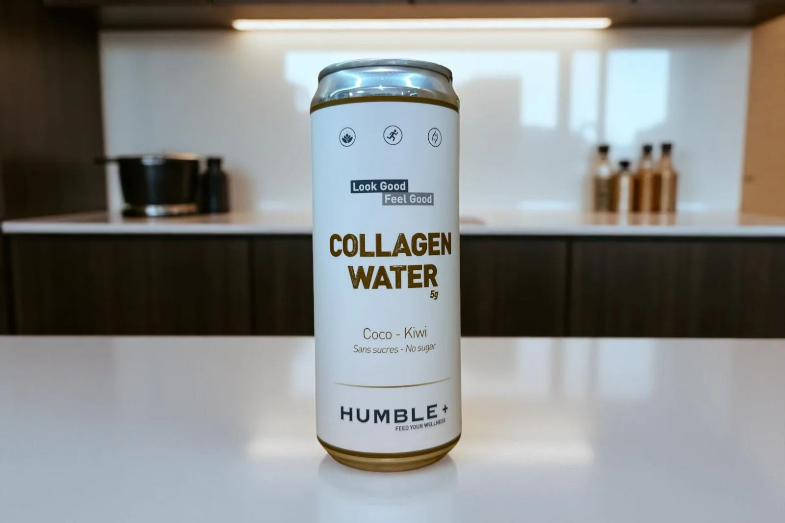 Boisson Collagen Water saveur coco kiwi, sans sucre, enrichie en 5g de collagène, idéale pour la beauté, l’hydratation et le bien-être sportif.